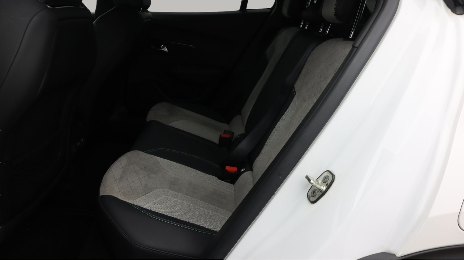 Used Peugeot 2008 2021 for sale - 77764307: Photo 16