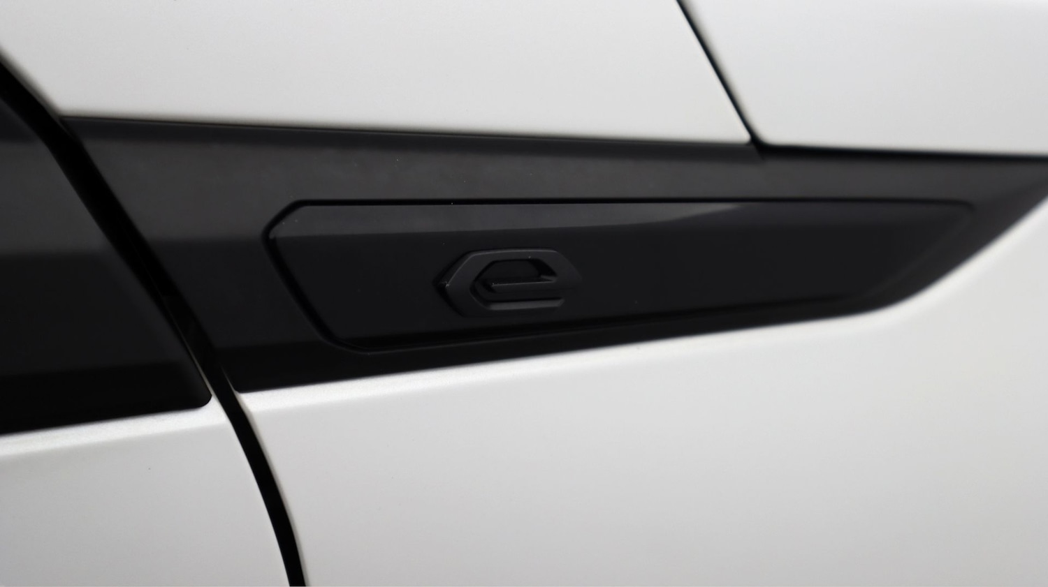 Used Peugeot 2008 2021 for sale - 77764307: Photo 24