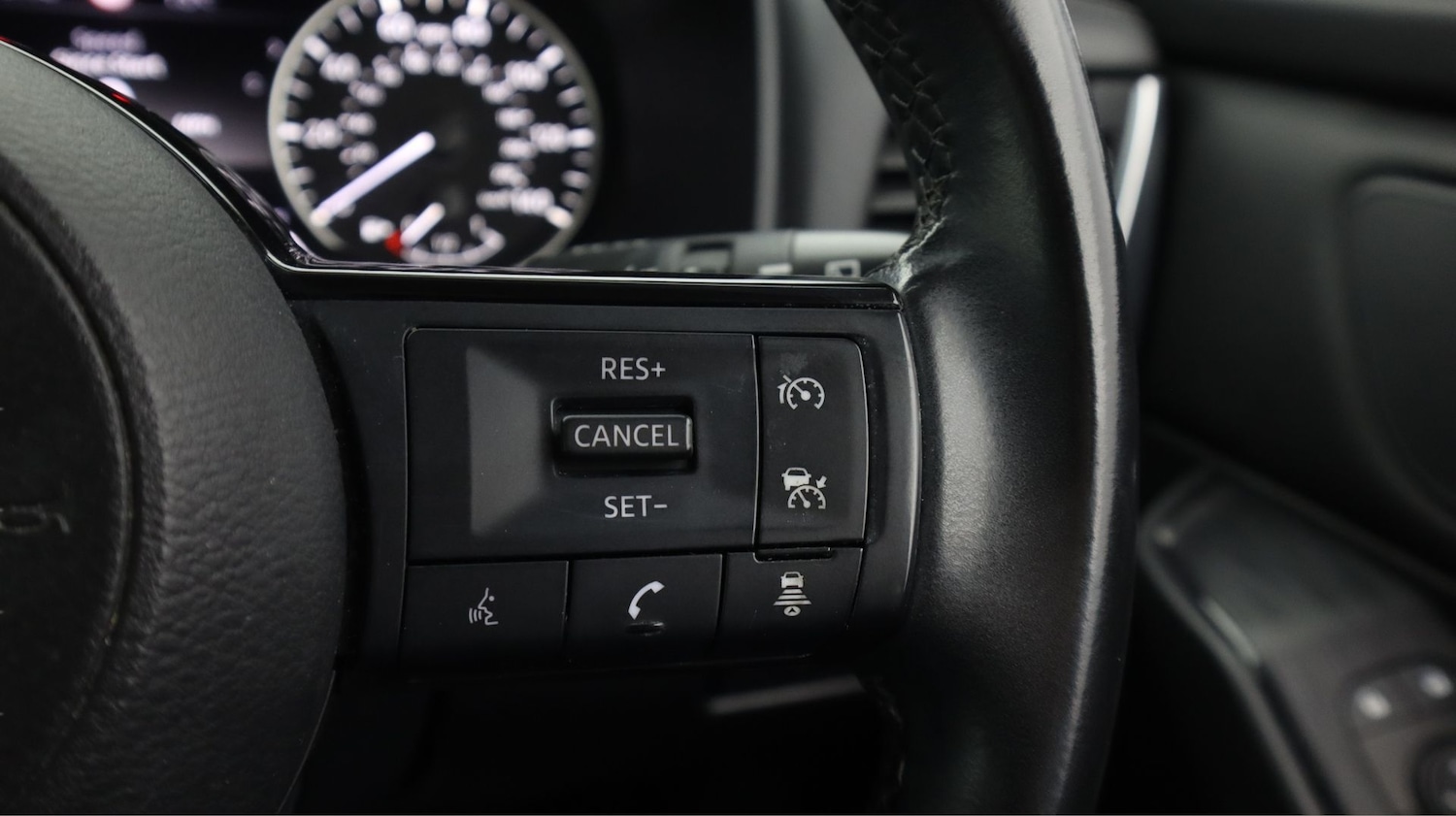 Used Nissan Qashqai 2023 for sale - 77954208: Photo 21