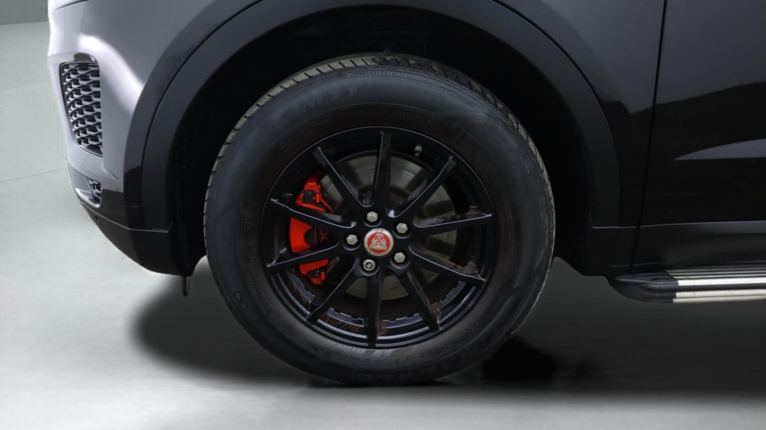 Used Jaguar E-Pace 2019 for sale - 76620470: Photo 19