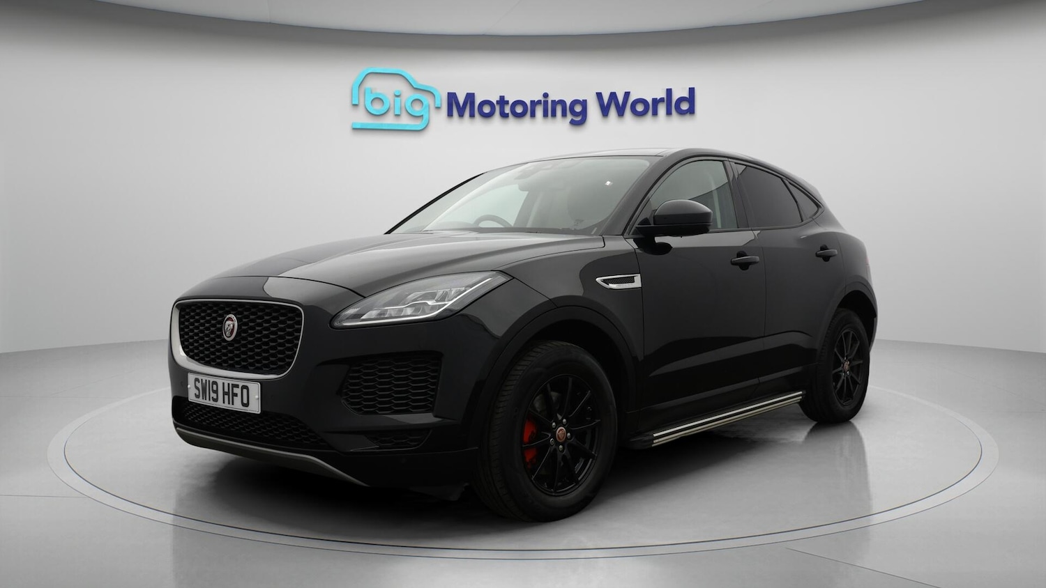 Used Jaguar E-Pace 2019 for sale - 76620470: Photo 4