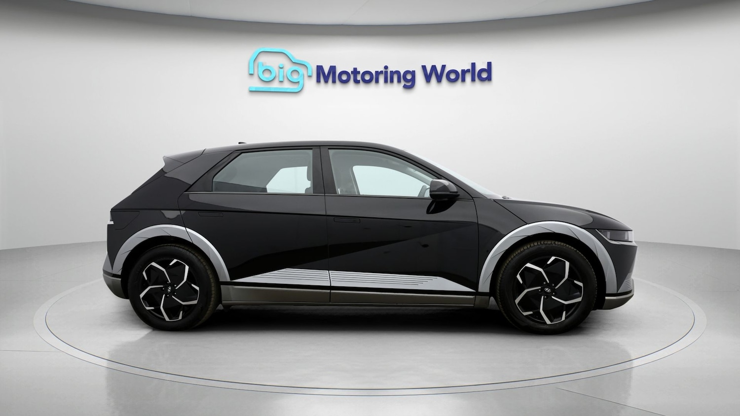 Used Hyundai IONIQ 5 2023 for sale - 77763298: Photo 8