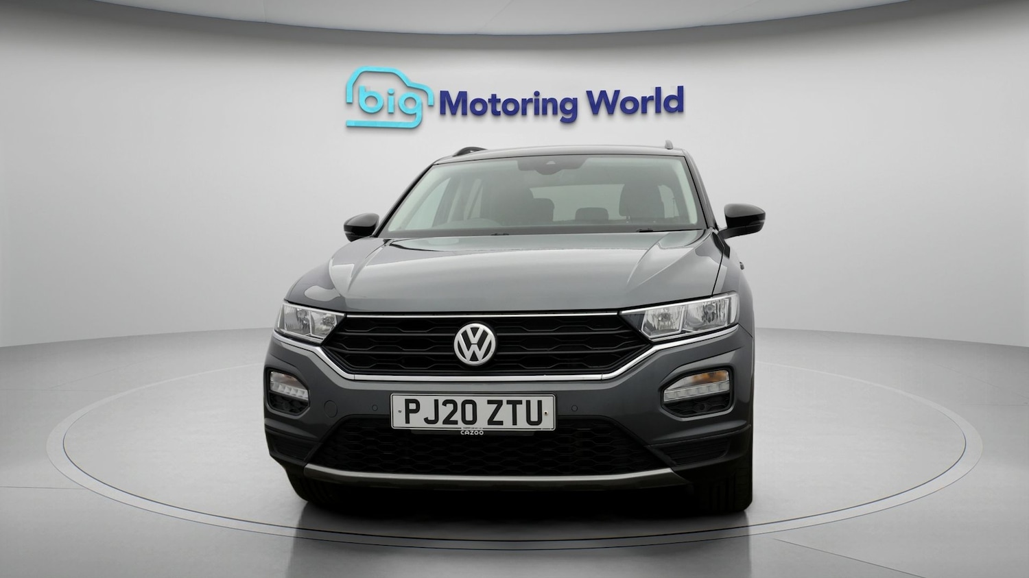 Used Volkswagen T-Roc for sale - 77412561: Photo 2