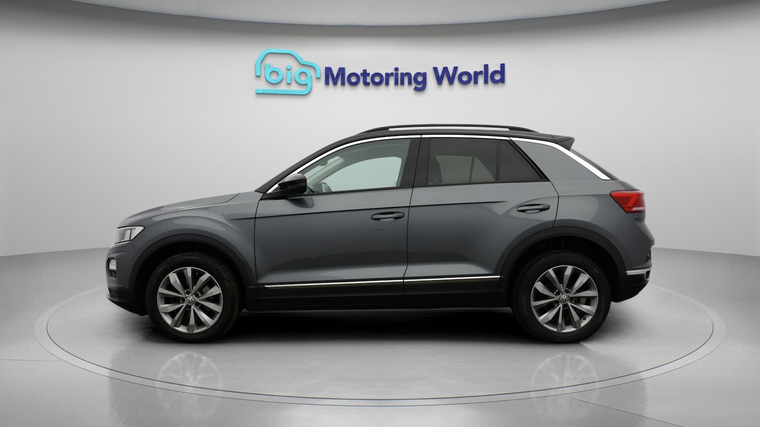 Used Volkswagen T-Roc for sale - 77412561: Photo 4