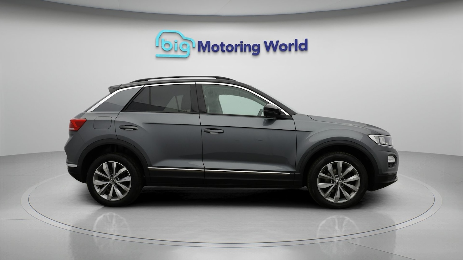 Used Volkswagen T-Roc for sale - 77412561: Photo 8