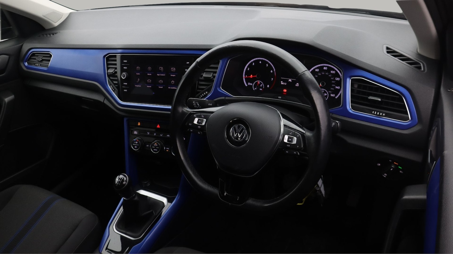 Used Volkswagen T-Roc for sale - 77412561: Photo 9