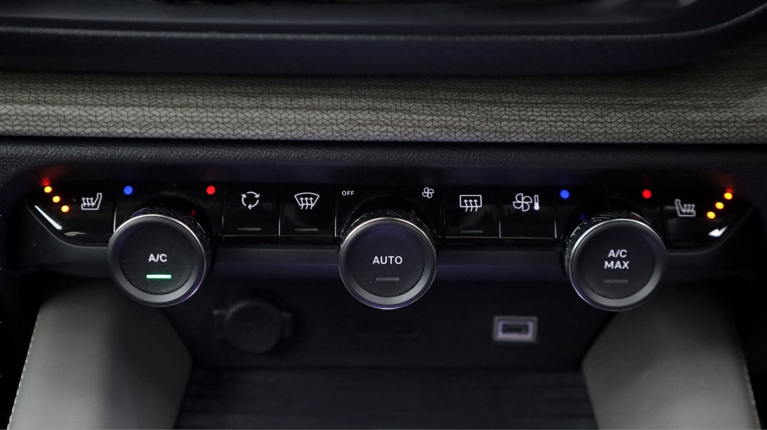 Used Citroen C5 X 2022 for sale - 77878785: Photo 12