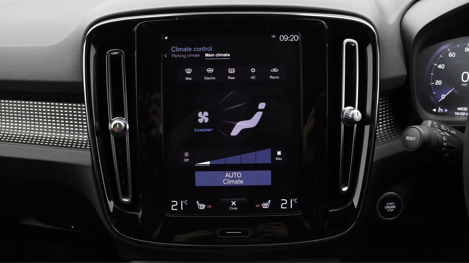 Used Volvo XC40 2020 for sale - 75990737: Photo 17