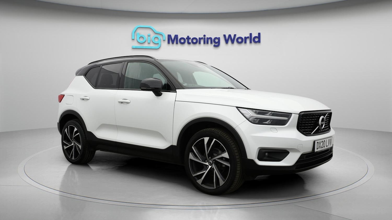 Used Volvo XC40 2020 for sale - 75990737: Photo 2
