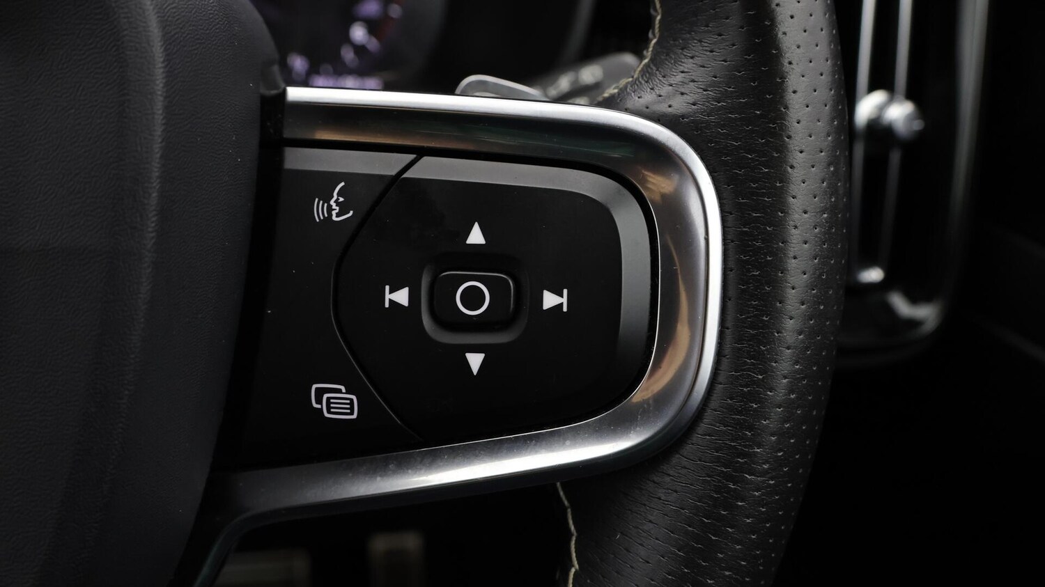 Used Volvo XC40 2020 for sale - 75990737: Photo 43