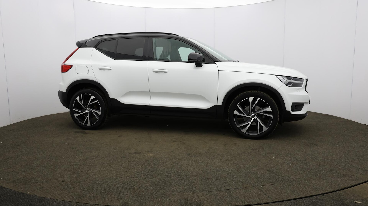 Used Volvo XC40 2020 for sale - 75990737: Photo 49