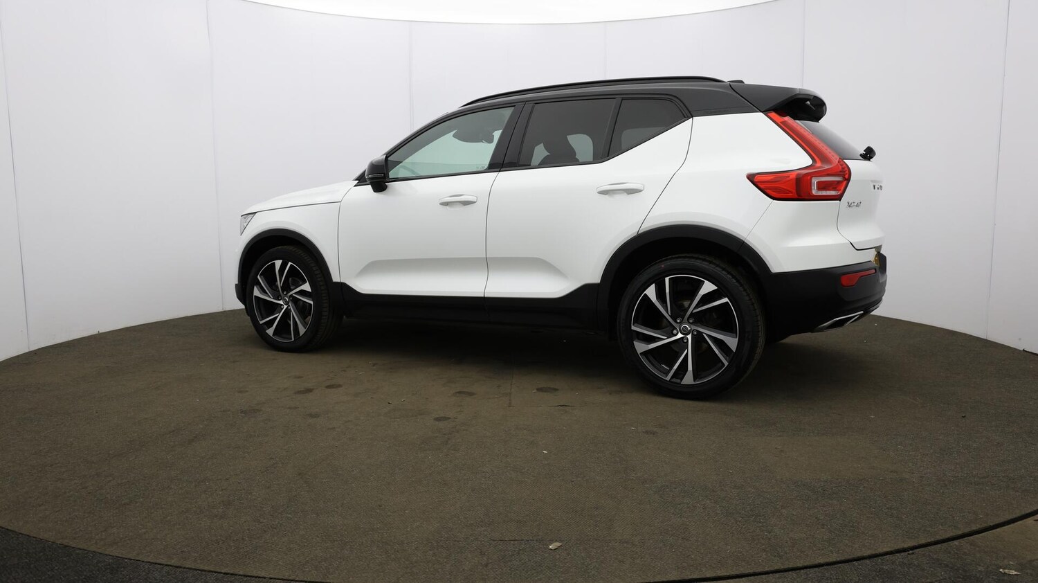 Used Volvo XC40 2020 for sale - 75990737: Photo 70