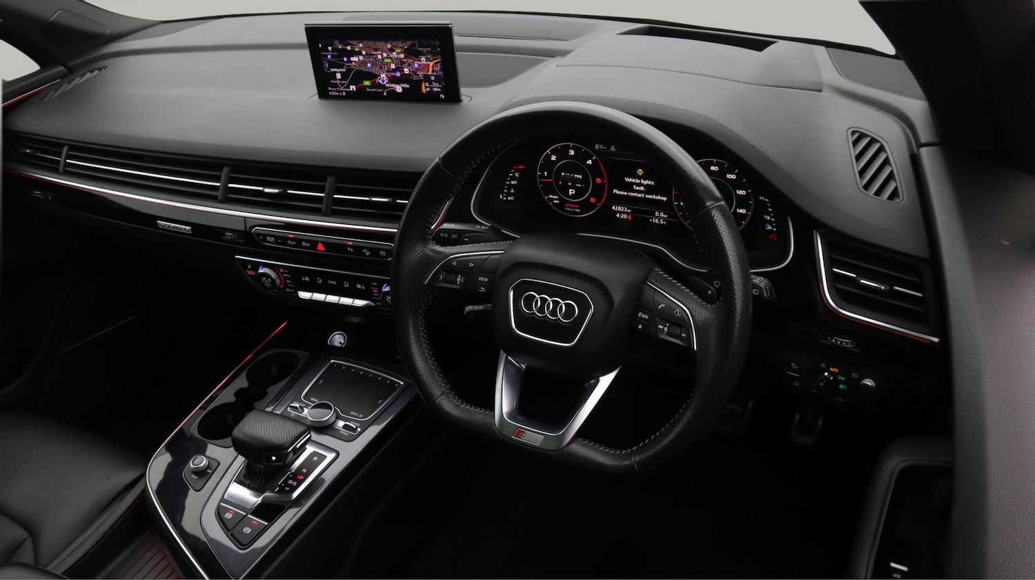 Used Audi Q7 2018 for sale - 77329531: Photo 9