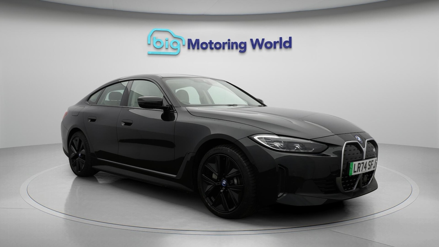 Used BMW i4 2024 for sale - 76522424: Photo 2