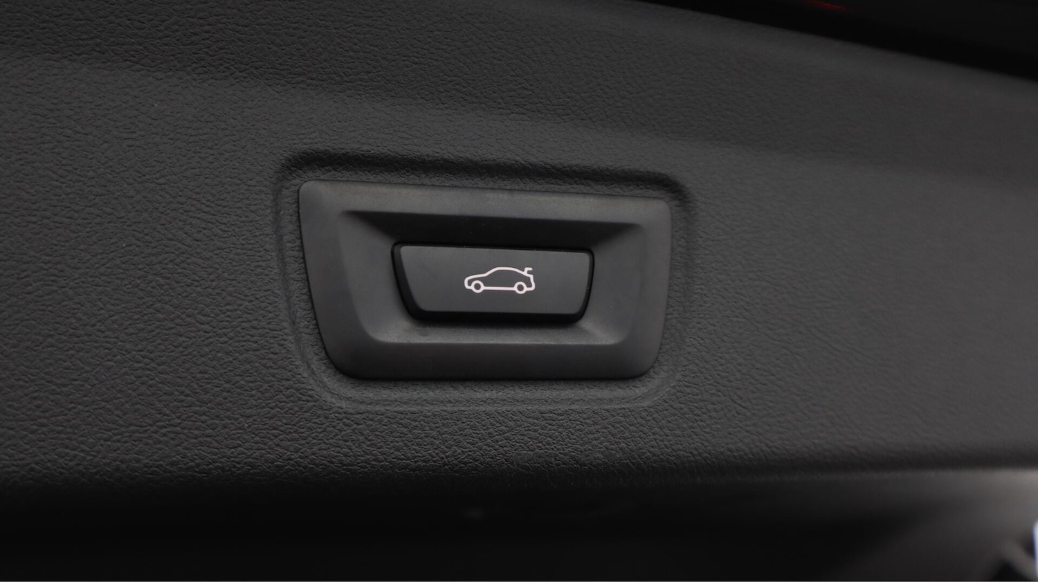 Used BMW i4 2024 for sale - 76522424: Photo 23