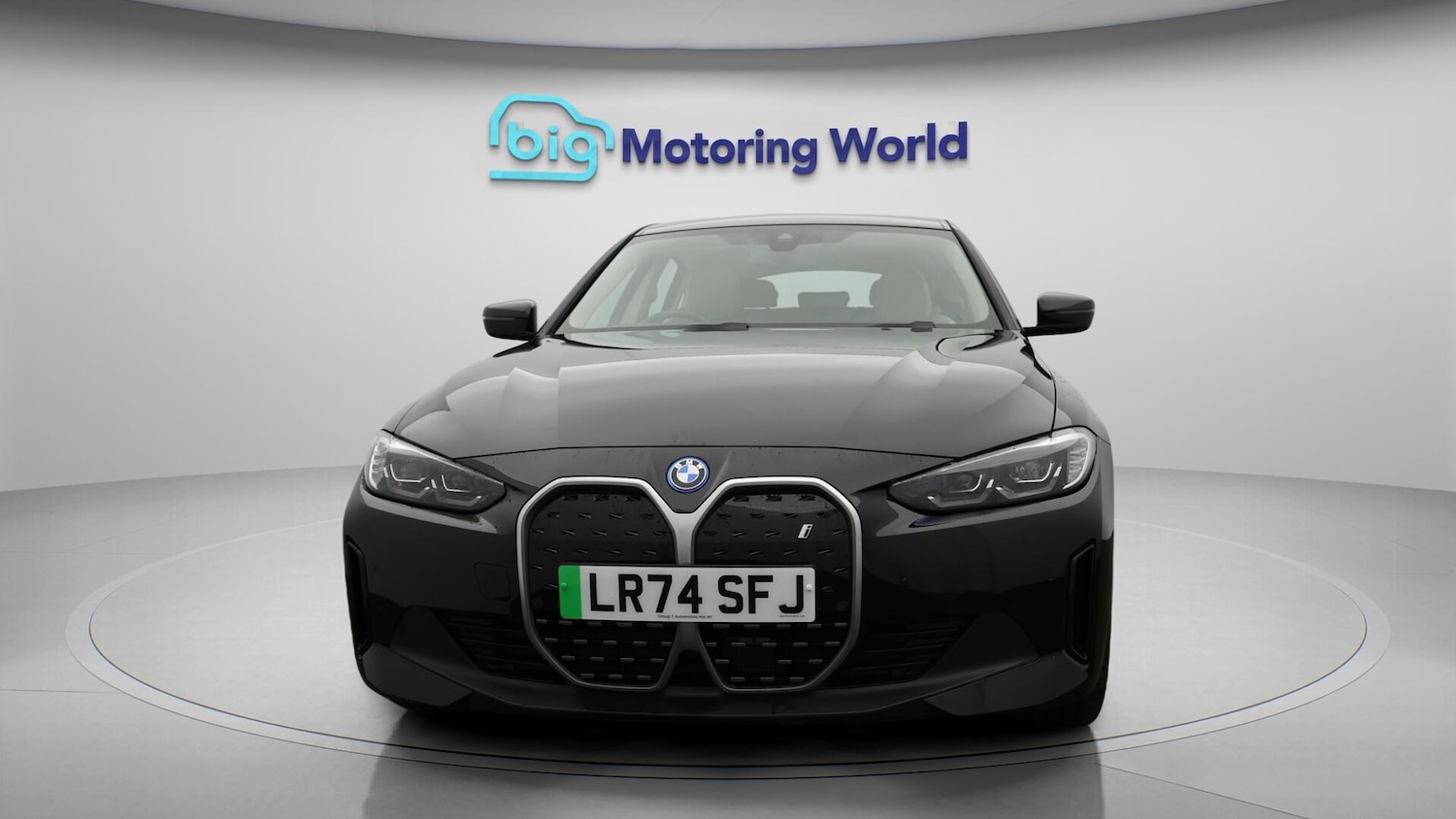 Used BMW i4 2024 for sale - 76522424: Photo 3