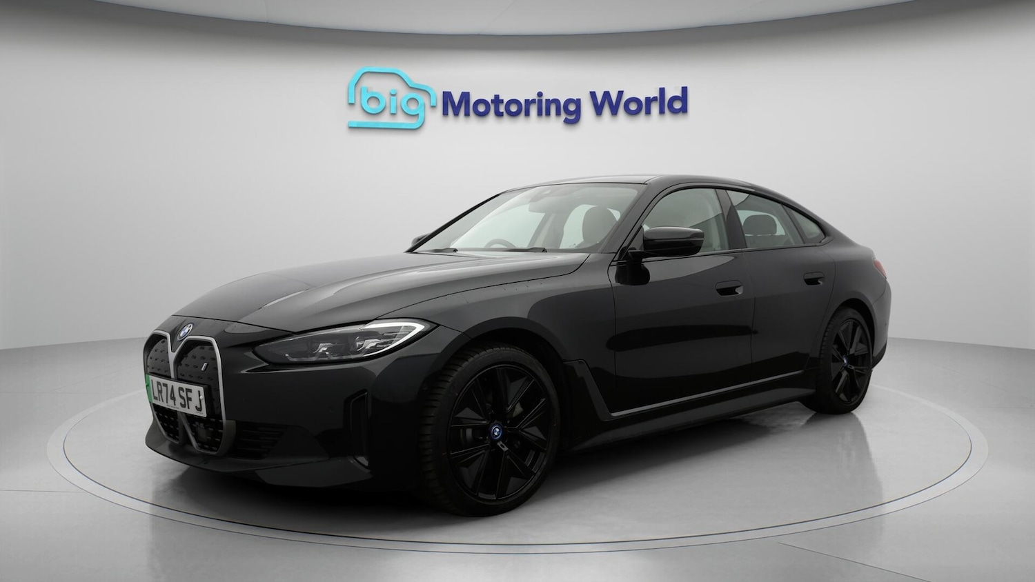 Used BMW i4 2024 for sale - 76522424: Photo 4