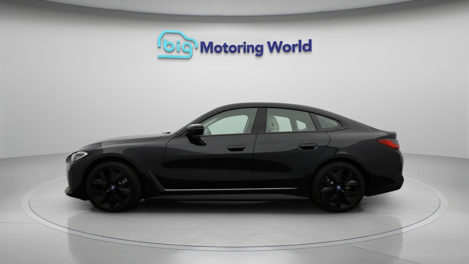 Used BMW i4 2024 for sale - 76522424: Photo 5