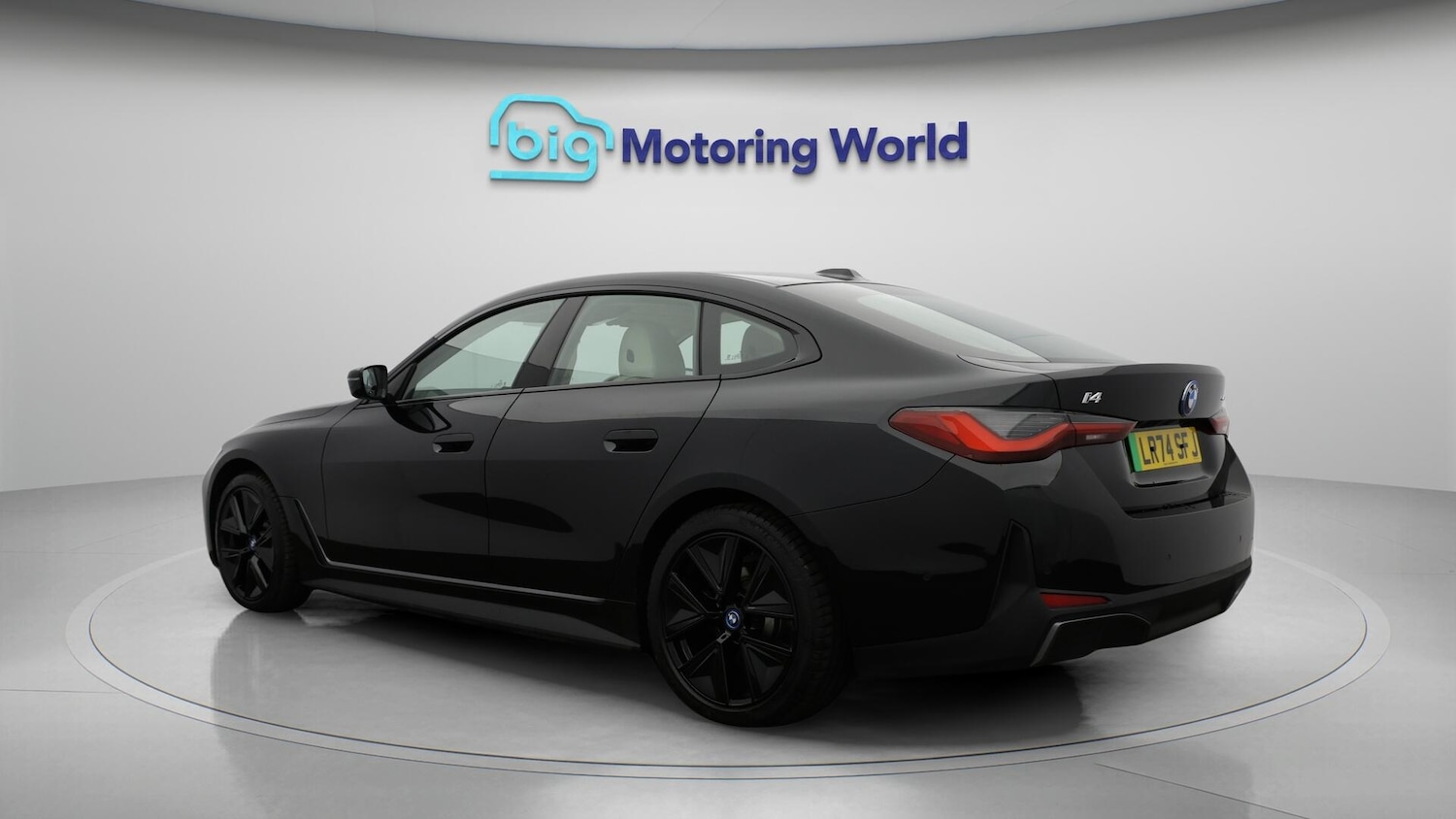 Used BMW i4 2024 for sale - 76522424: Photo 6