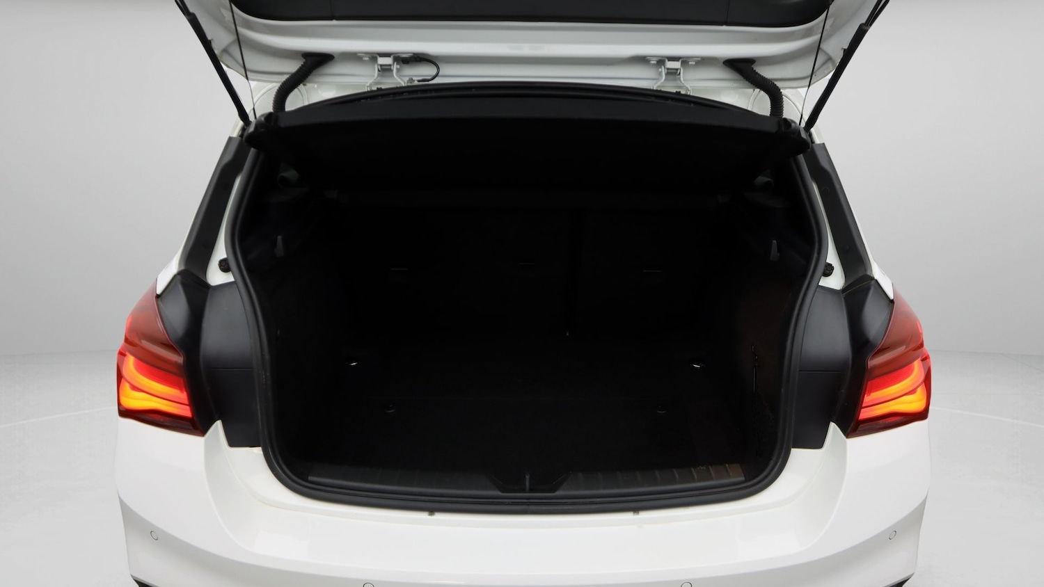 Used BMW 1 Series 2019 for sale - 77730982: Photo 17