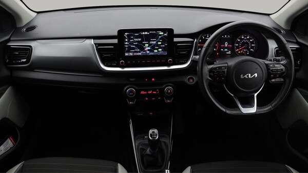 Used Kia Stonic 2021 for sale - 76306879: Photo 14