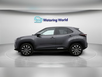 Used Toyota Yaris Cross 2022 for sale - 78098988: Photo