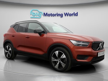 Volvo - XC40