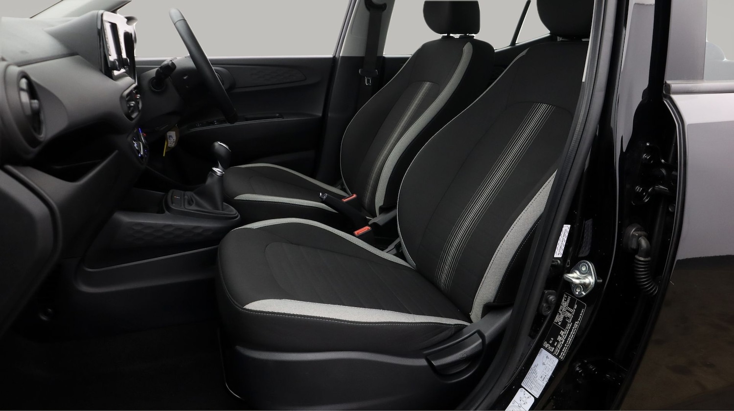 Used Hyundai i10 2024 for sale - 77328949: Photo 14