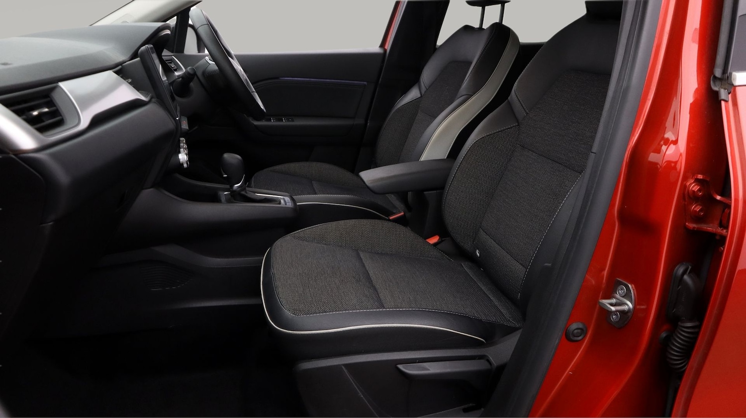 Used Renault Captur 2023 for sale - 78199085: Photo 14