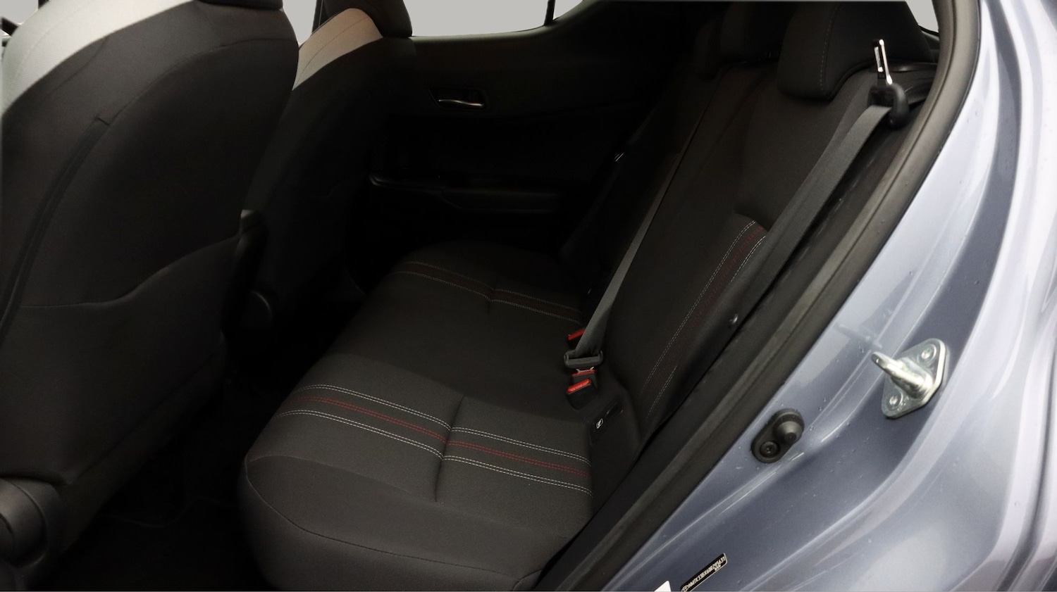 Used Toyota C-HR 2023 for sale - 77326417: Photo 16