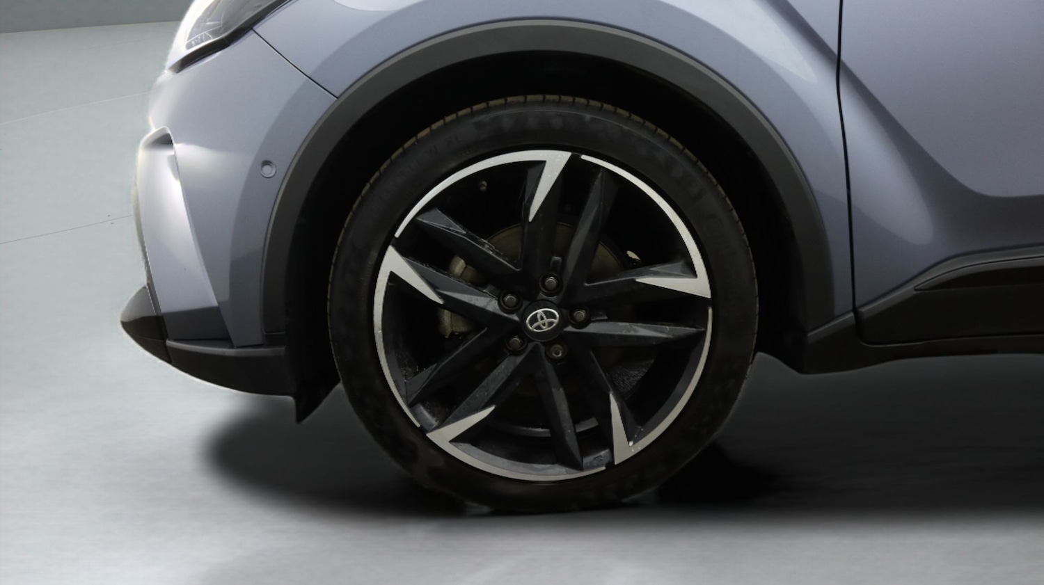 Used Toyota C-HR 2023 for sale - 77326417: Photo 18