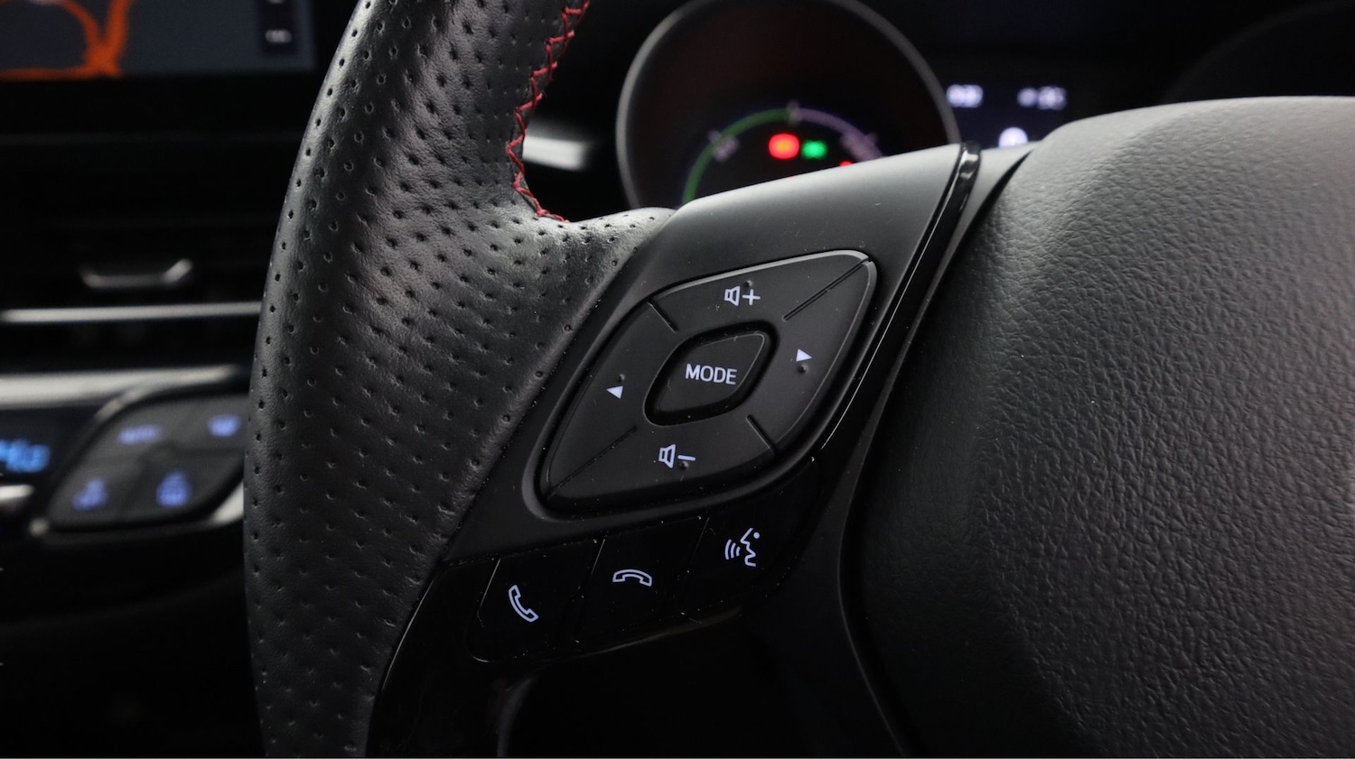 Used Toyota C-HR 2023 for sale - 77326417: Photo 23