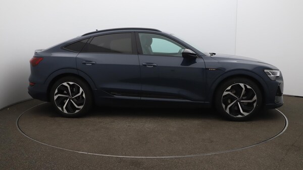 Used Audi e-tron 2022 for sale - 76306598: Photo 51