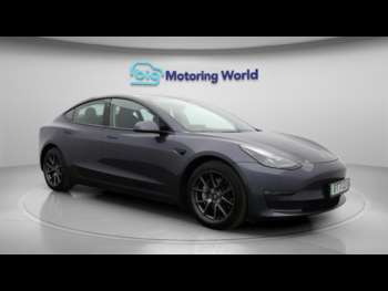 (71) - (Dual Motor) Long Range Saloon 4dr Electric Auto 4WDE (346 ps)