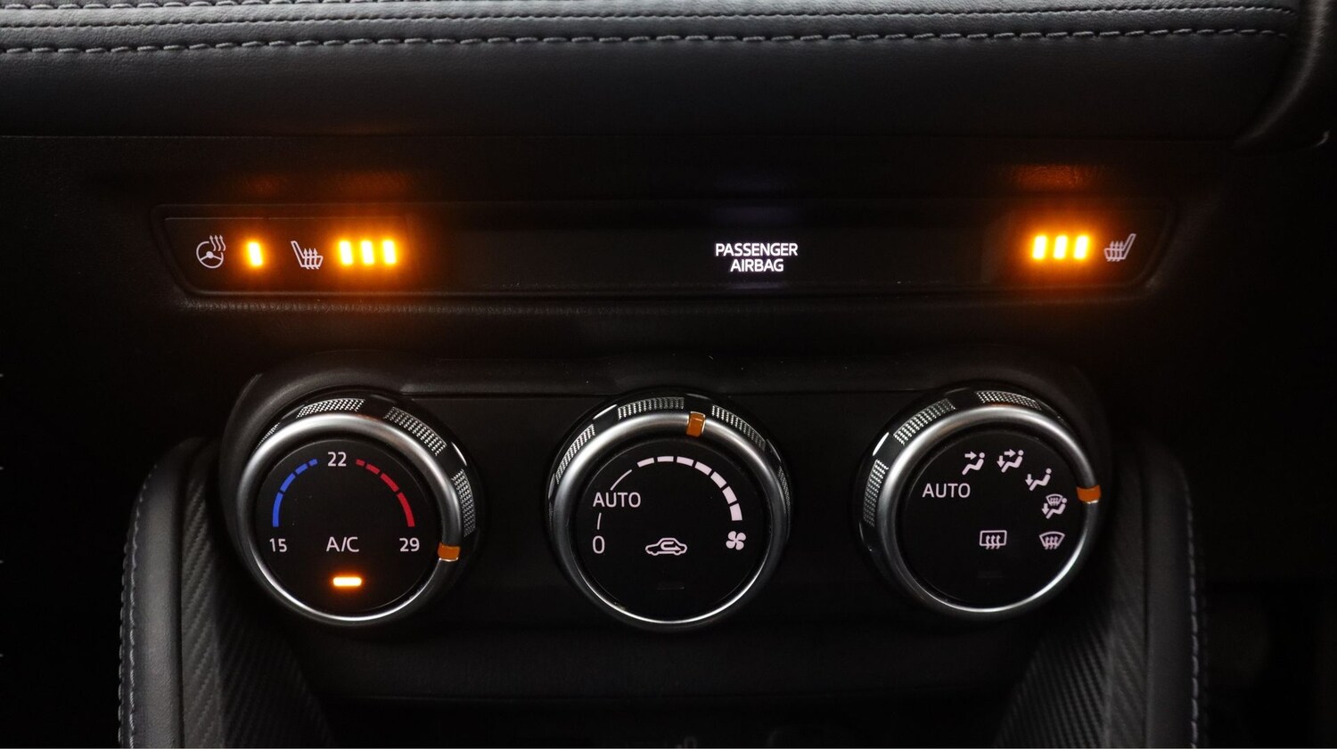 Used Mazda Mazda2 for sale - 77516396: Photo 12