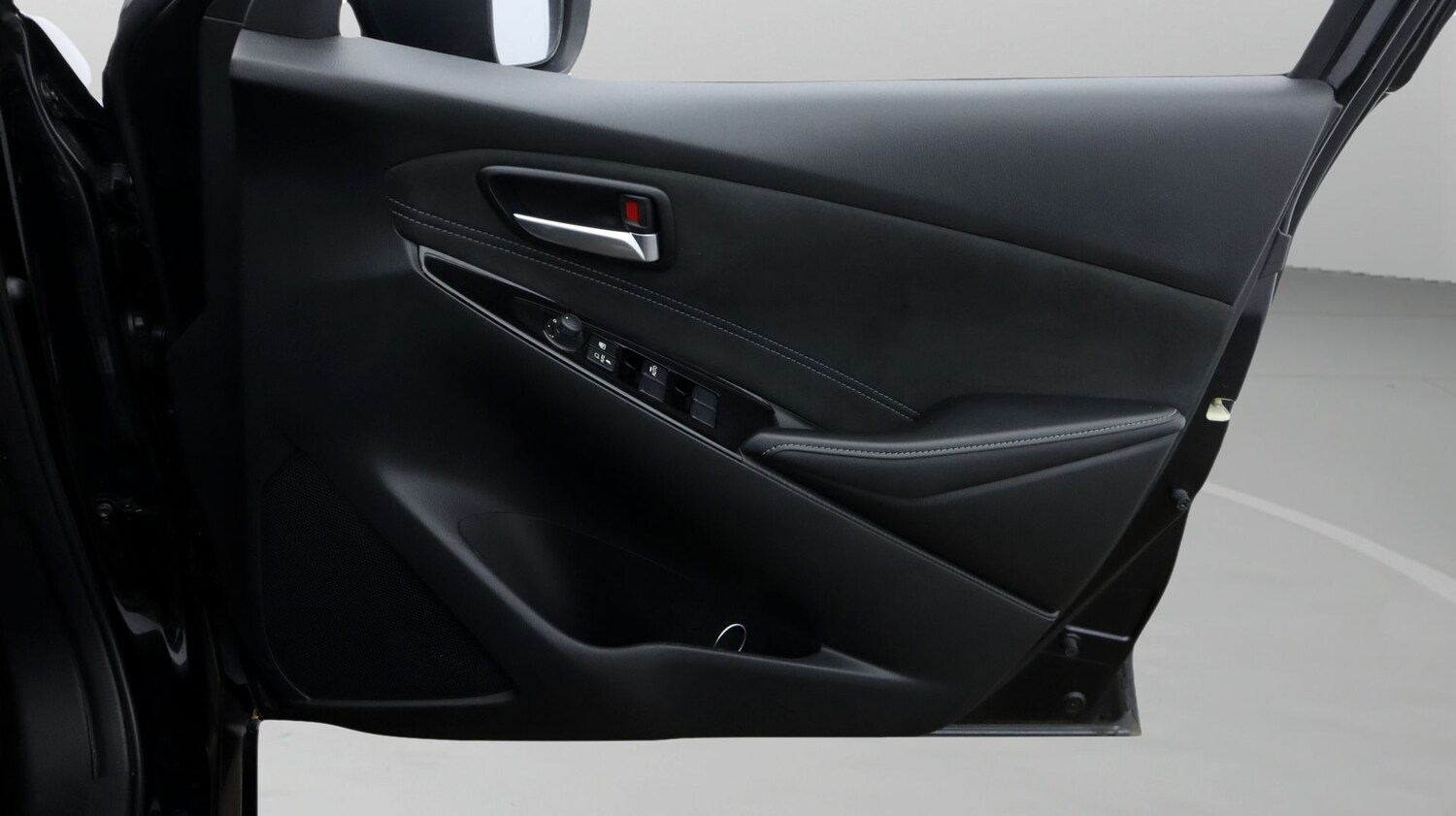 Used Mazda Mazda2 for sale - 77516396: Photo 15