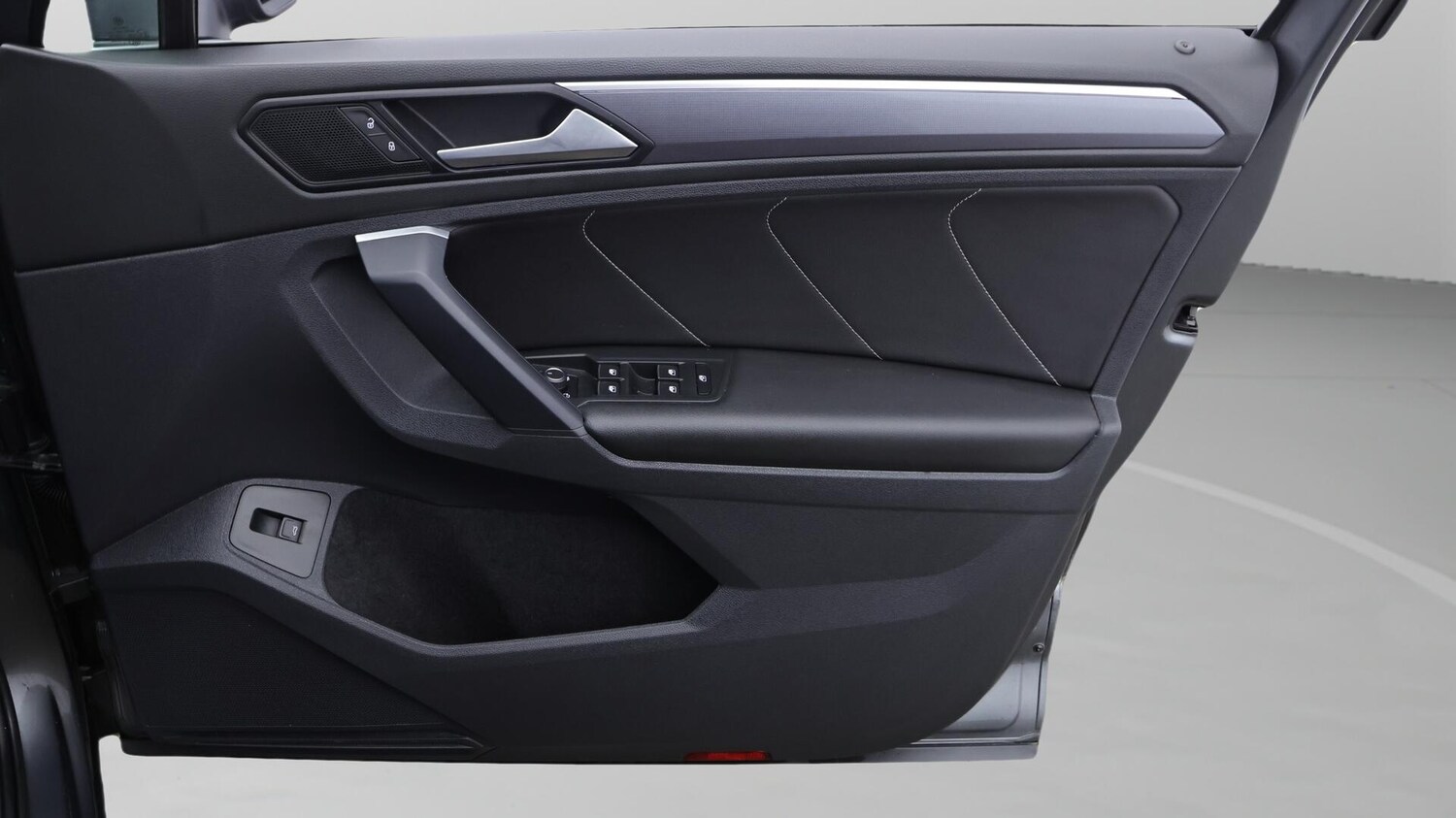 Used Volkswagen Tiguan 2019 for sale - 76549462: Photo 16