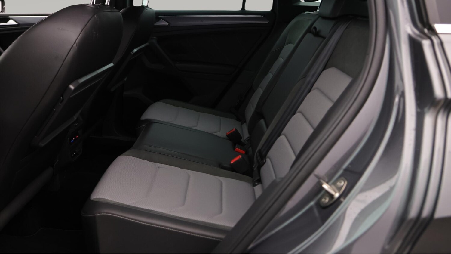 Used Volkswagen Tiguan 2019 for sale - 76549462: Photo 17