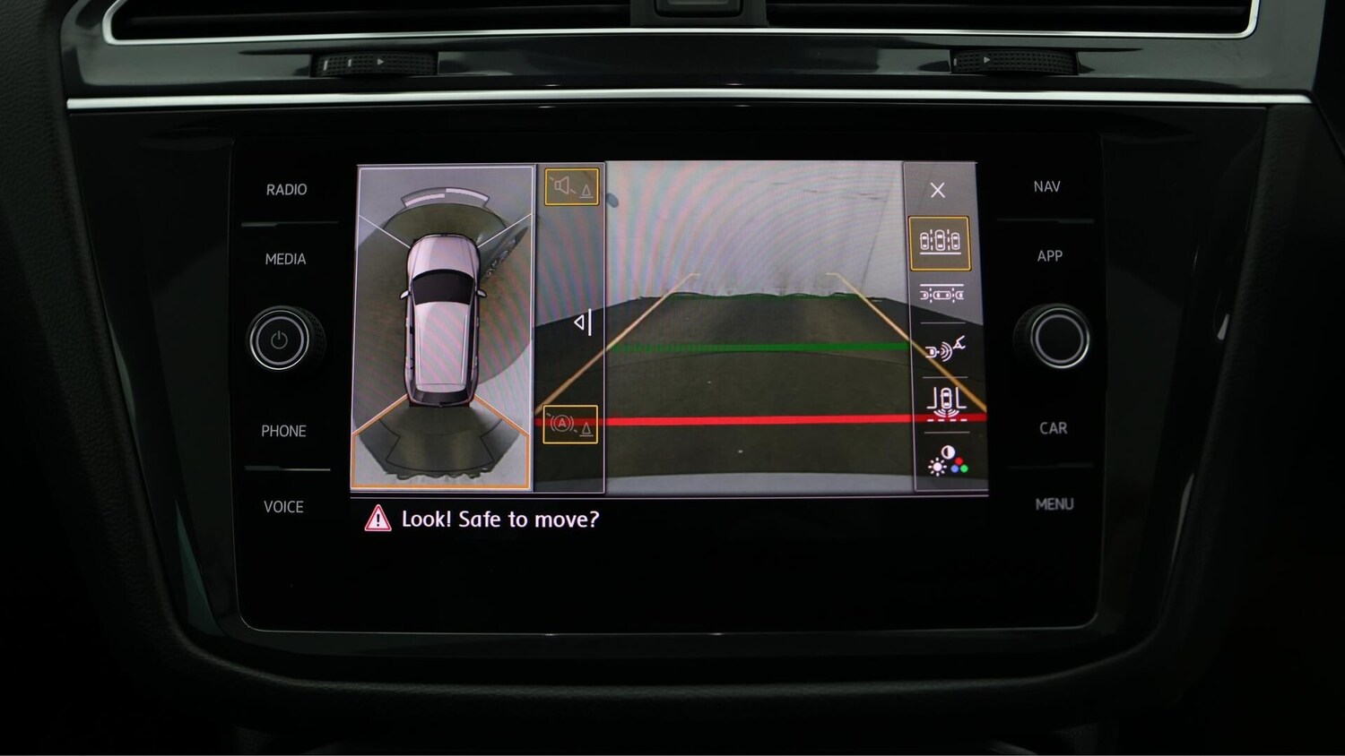 Used Volkswagen Tiguan 2019 for sale - 76549462: Photo 28