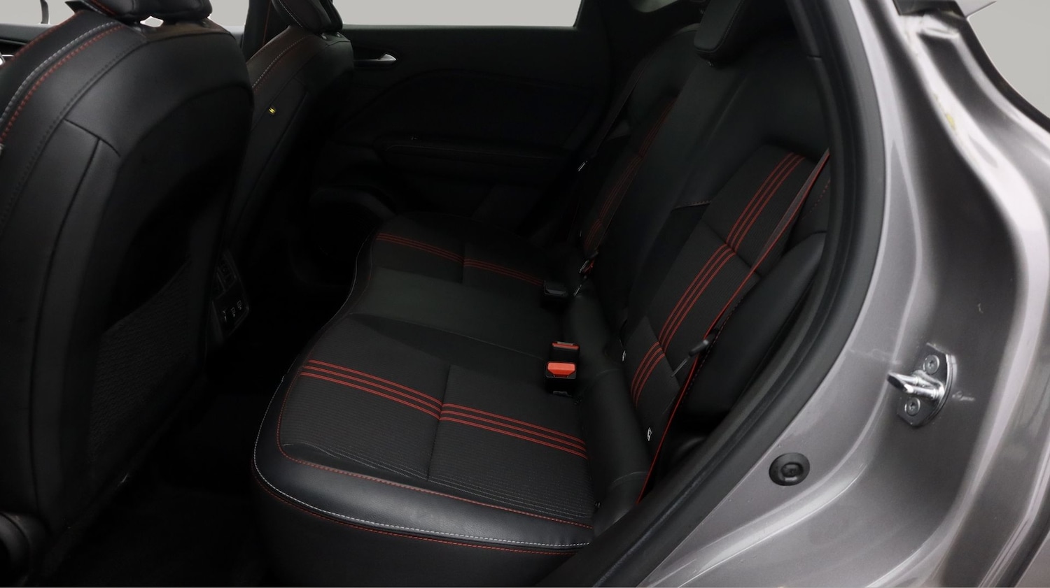 Used Renault Captur 2022 for sale - 77846592: Photo 16