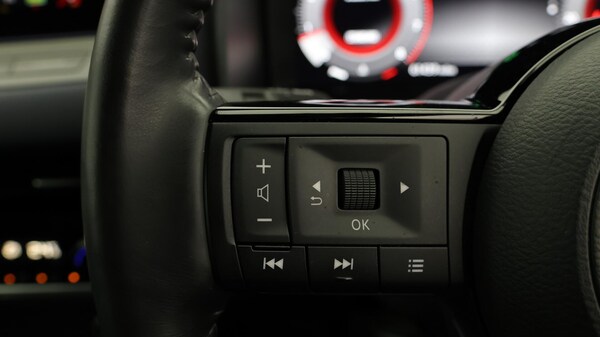 Used Nissan Qashqai for sale - 76337849: Photo 24