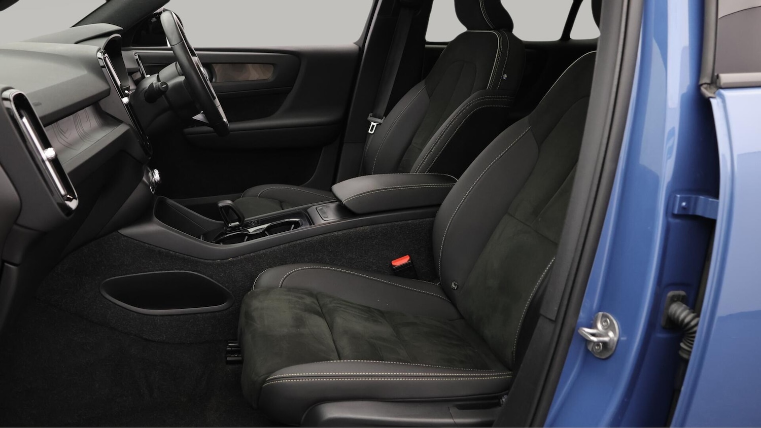 Used Volvo C40 2022 for sale - 76024480: Photo 15