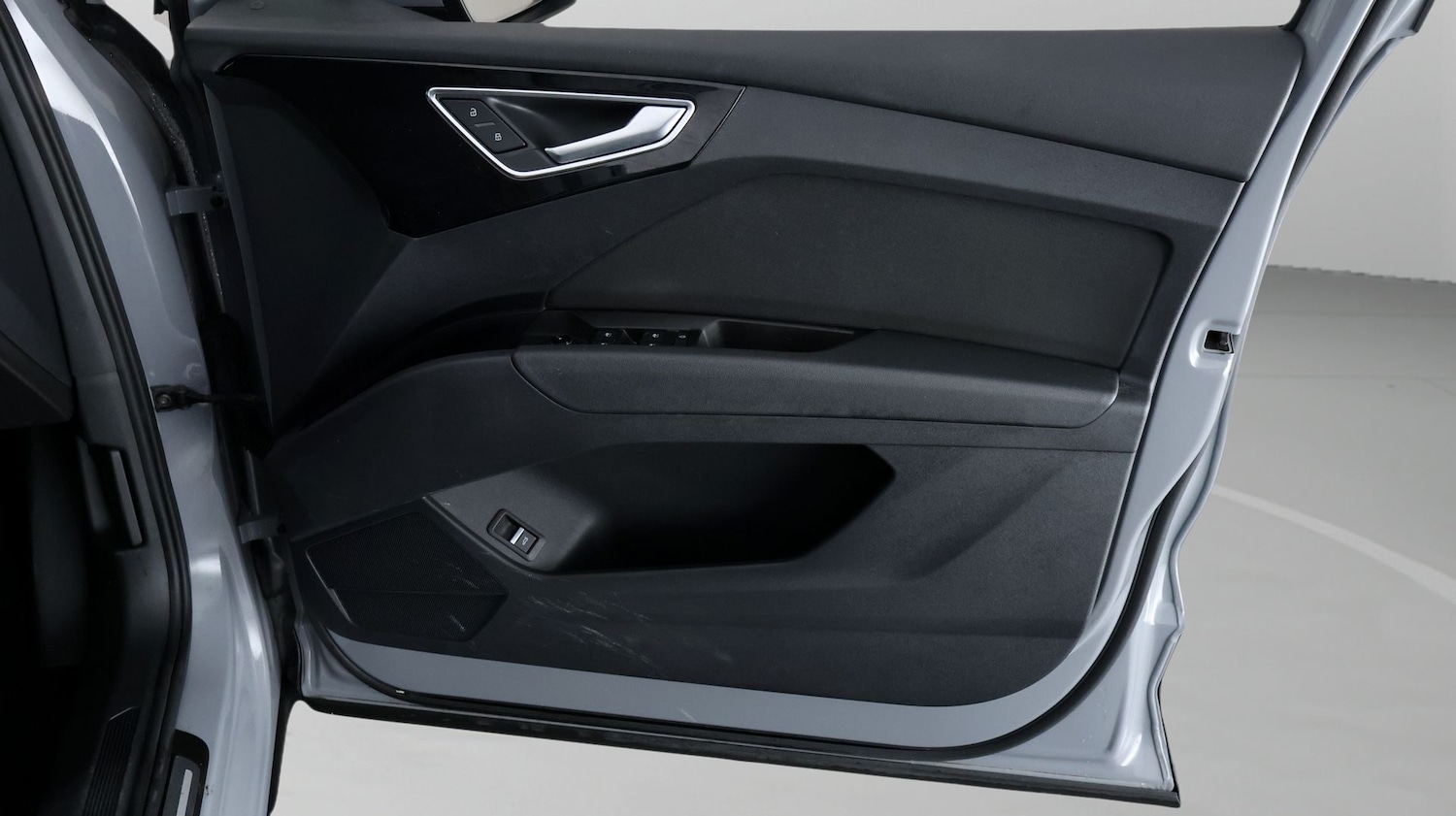 Used Audi Q4 e-tron 2023 for sale - 77652448: Photo 15