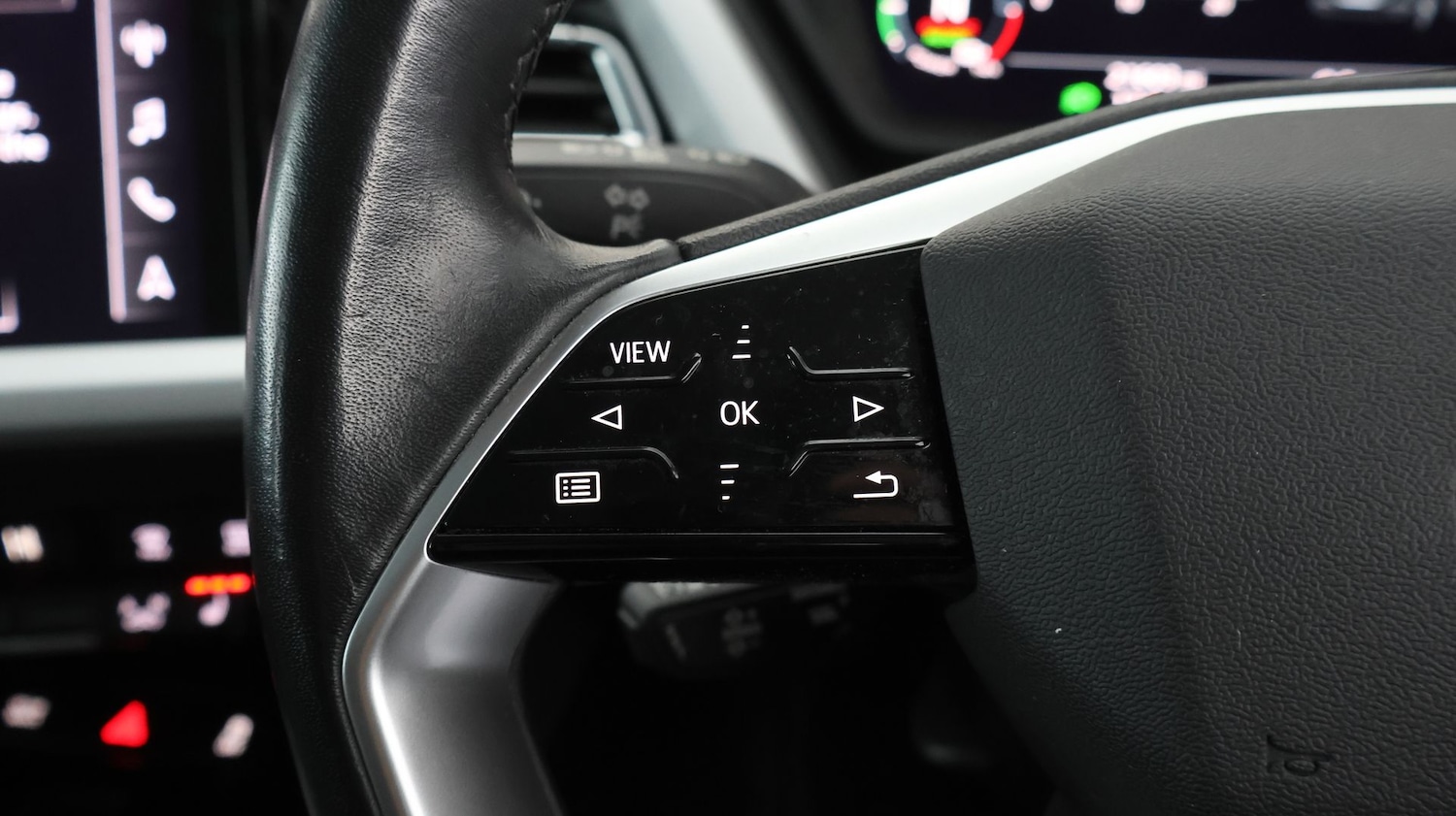 Used Audi Q4 e-tron 2023 for sale - 77652448: Photo 25