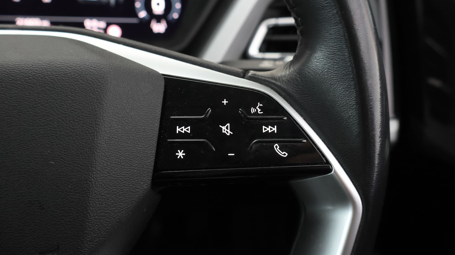 Used Audi Q4 e-tron 2023 for sale - 77652448: Photo 26