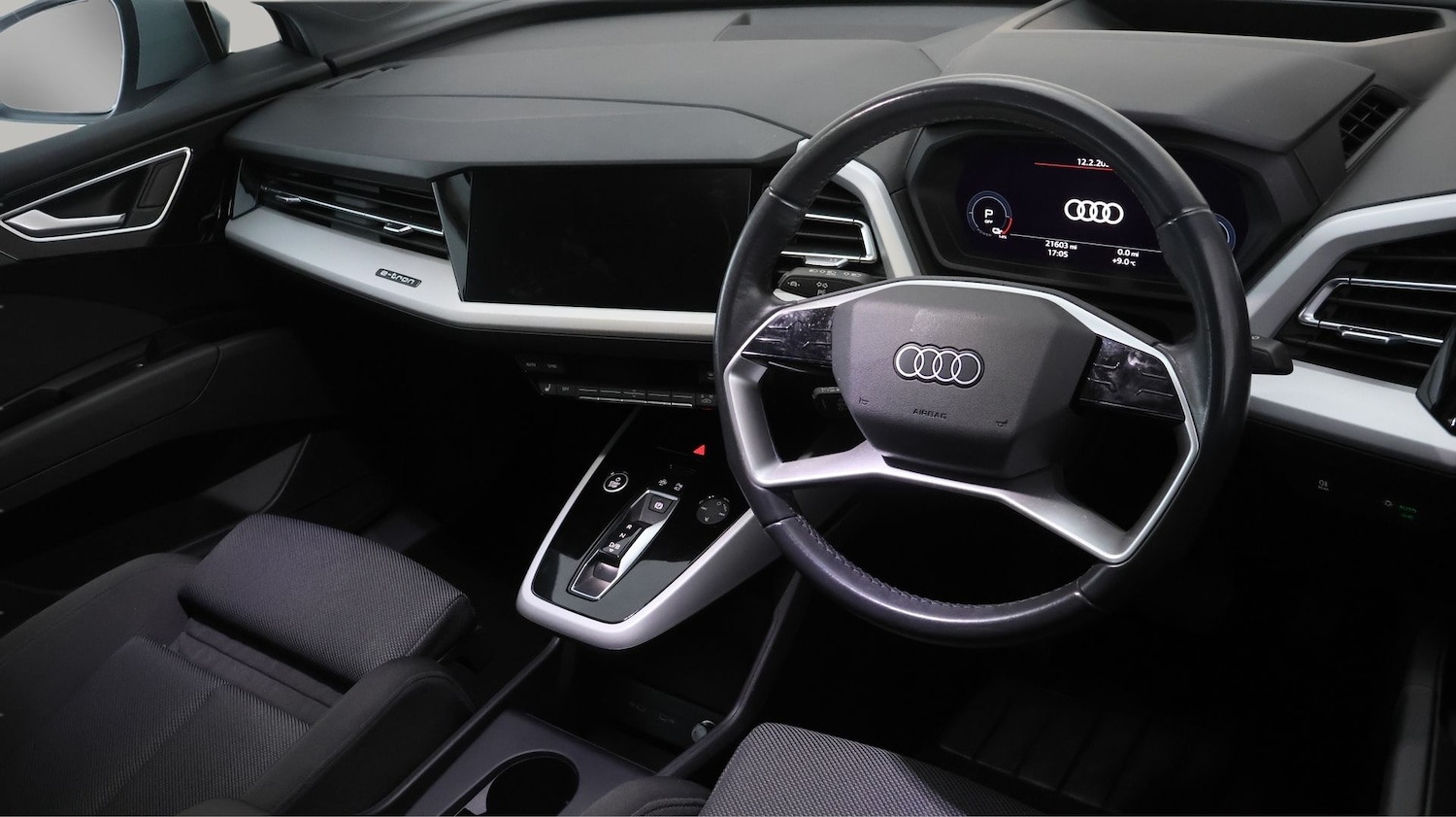 Used Audi Q4 e-tron 2023 for sale - 77652448: Photo 9