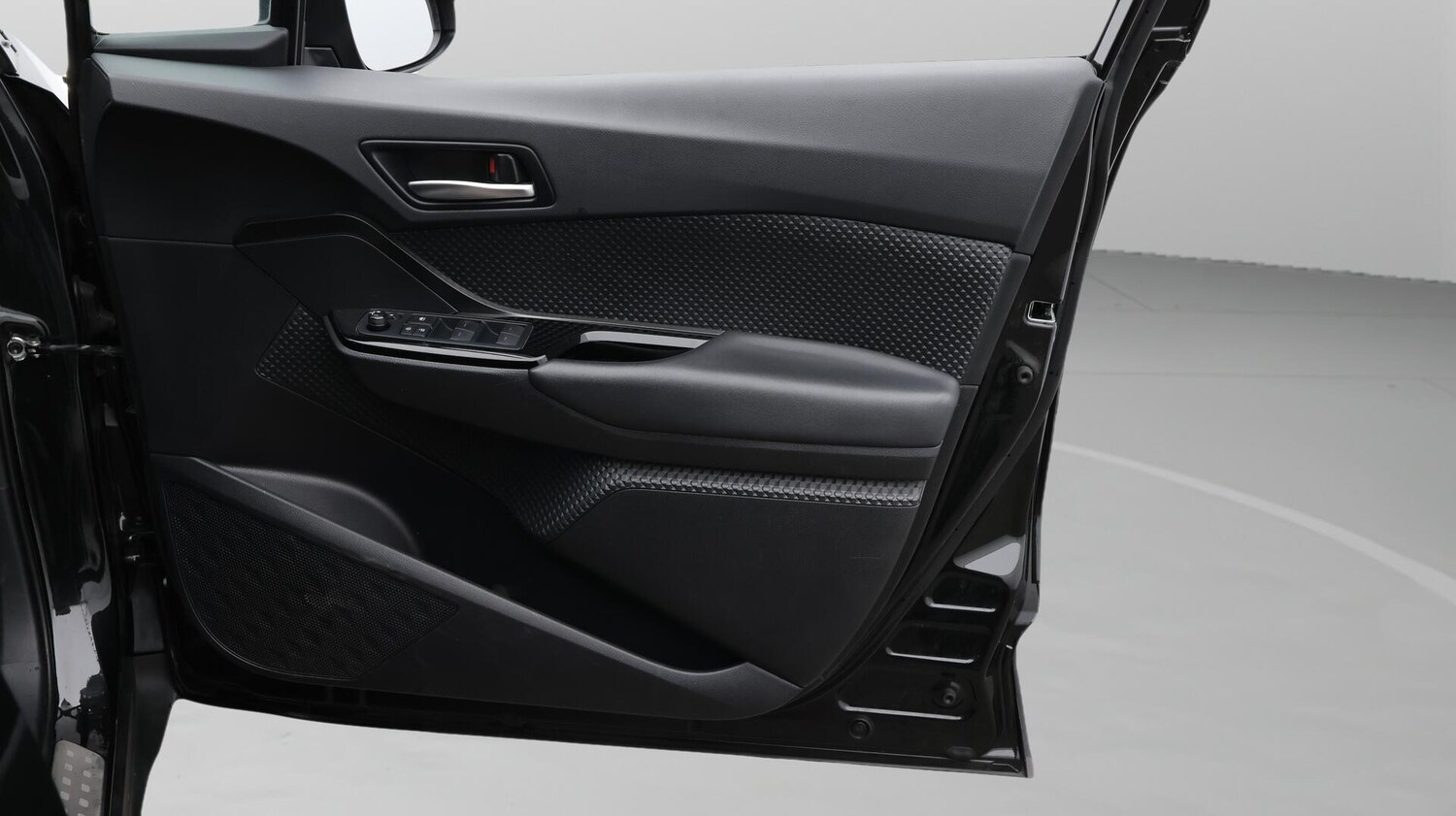 Used Toyota C-HR 2022 for sale - 76528058: Photo 16