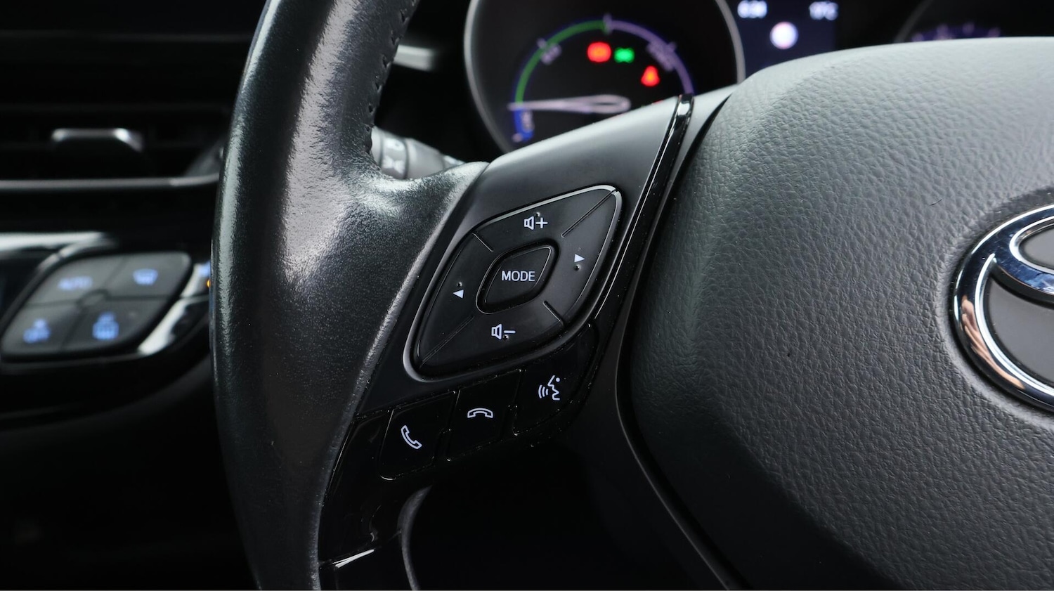 Used Toyota C-HR 2022 for sale - 76528058: Photo 26