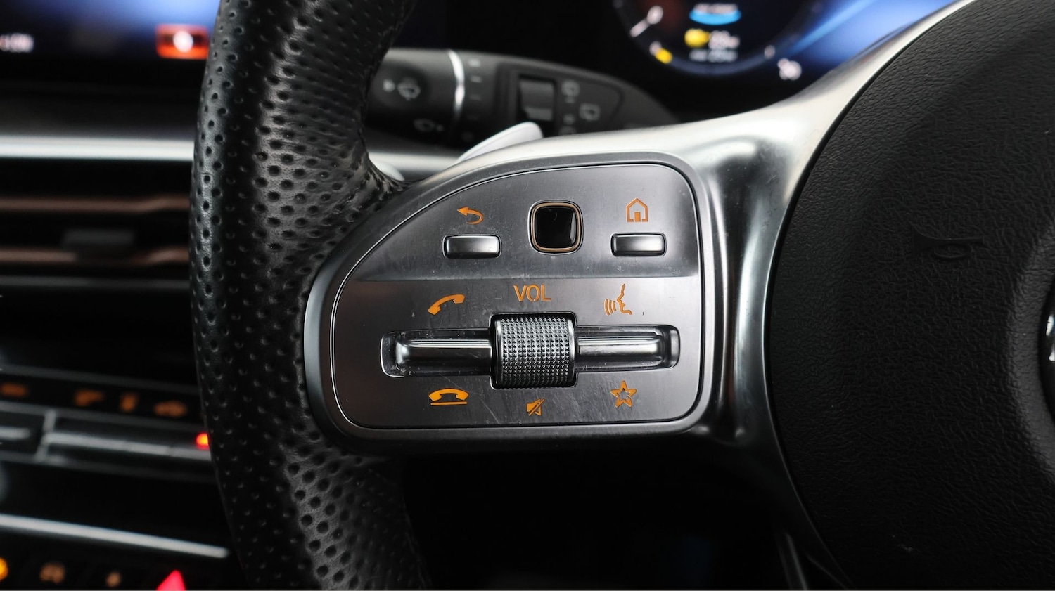 Used Mercedes-Benz EQC 2023 for sale - 78175499: Photo 24