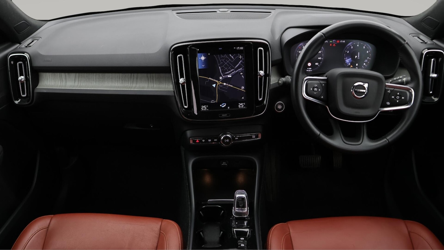 Used Volvo XC40 2021 for sale - 76472541: Photo 14